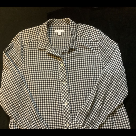 Textured gingham button down tunic. - Picture 10 of 12